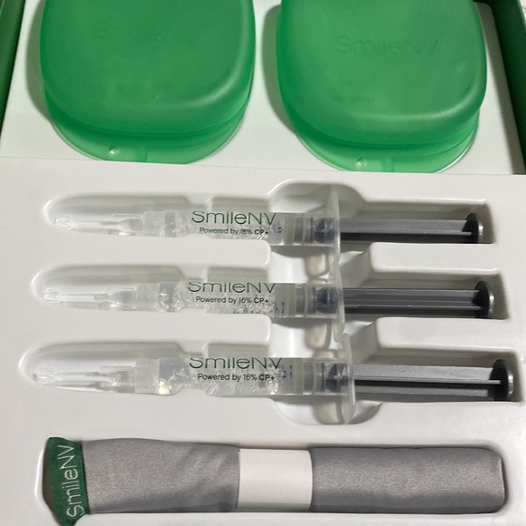 SmileNV is teeth whitening you can trust to deliver results.
by Dentists. New - Picture 14 of 15